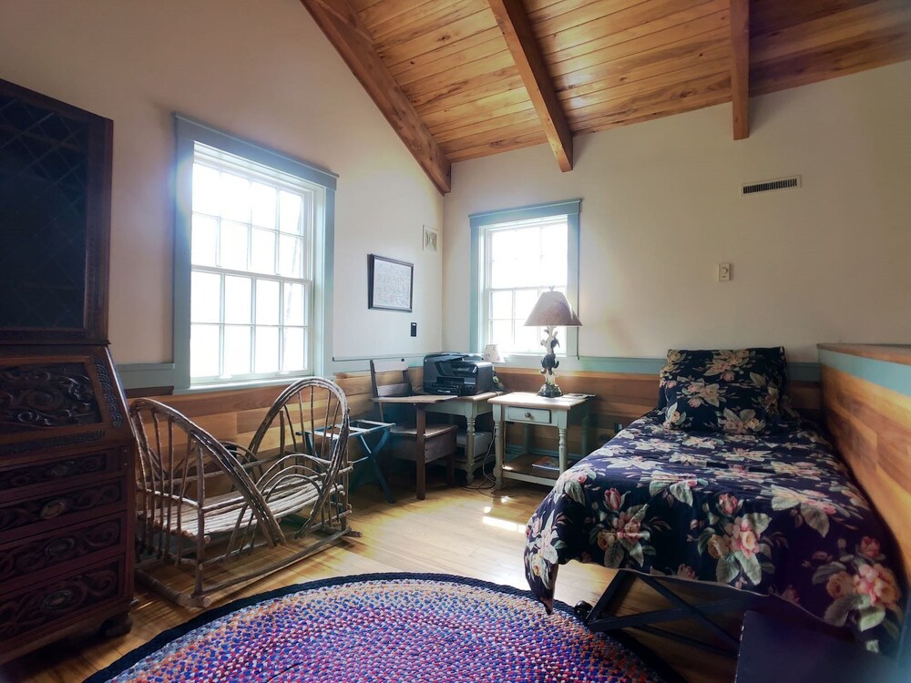 Hemlock Lodge — Davis — photo 2