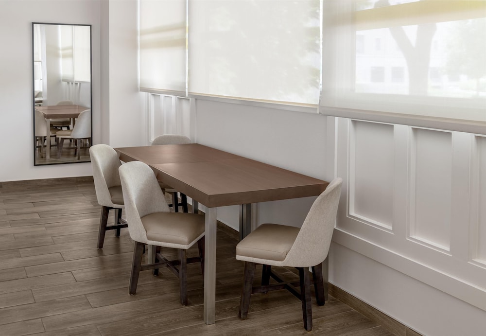 Homewood Suites by Hilton Nashville Downtown - photo 18