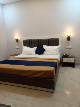 Hotel Kamboj - carbon neutral hotel in Kharar