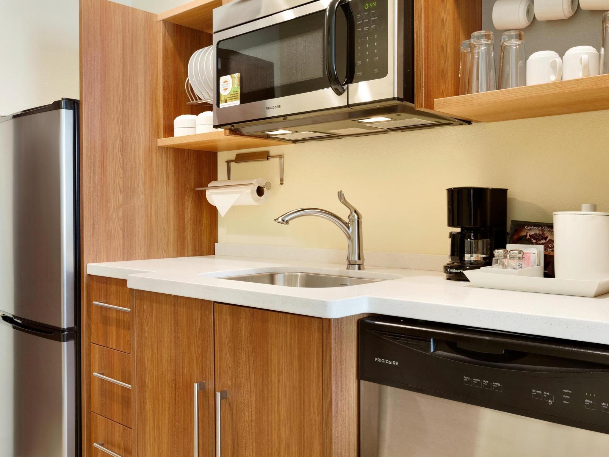 Home2Suites by Hilton Edmond - photo 27