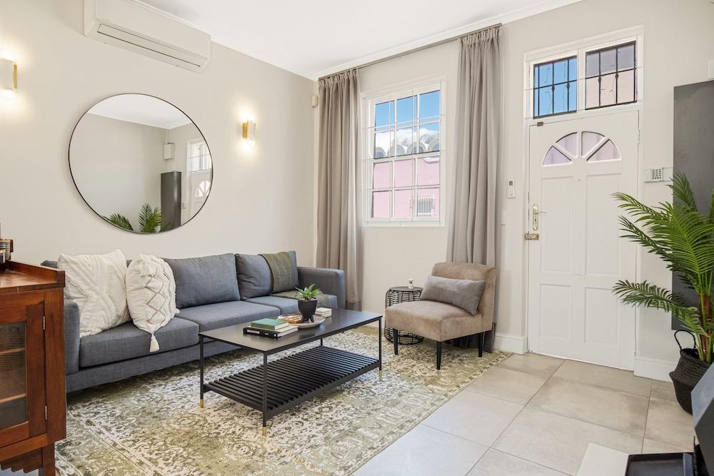 Shortmarket 136 — 4-Star Luxury Hotel in Cape Town, South Africa