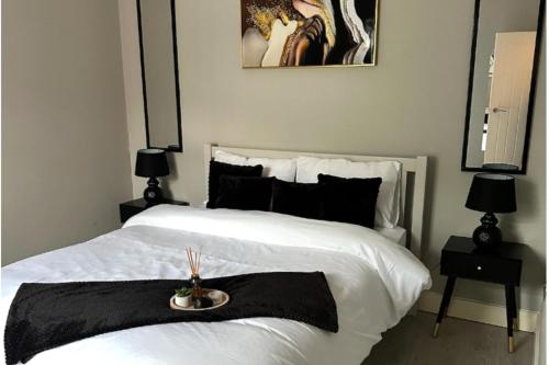 City Chic Retreat In Birmingham — 4-Star Luxury Hotel in Birmingham, United Kingdom