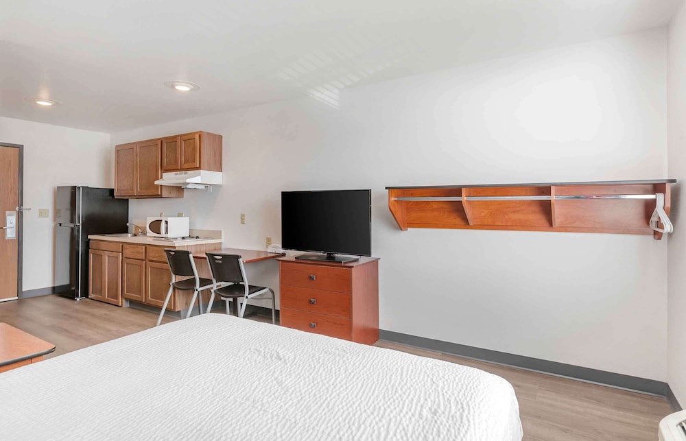 Extended Stay America Select Suites Omaha Southwest - photo 15