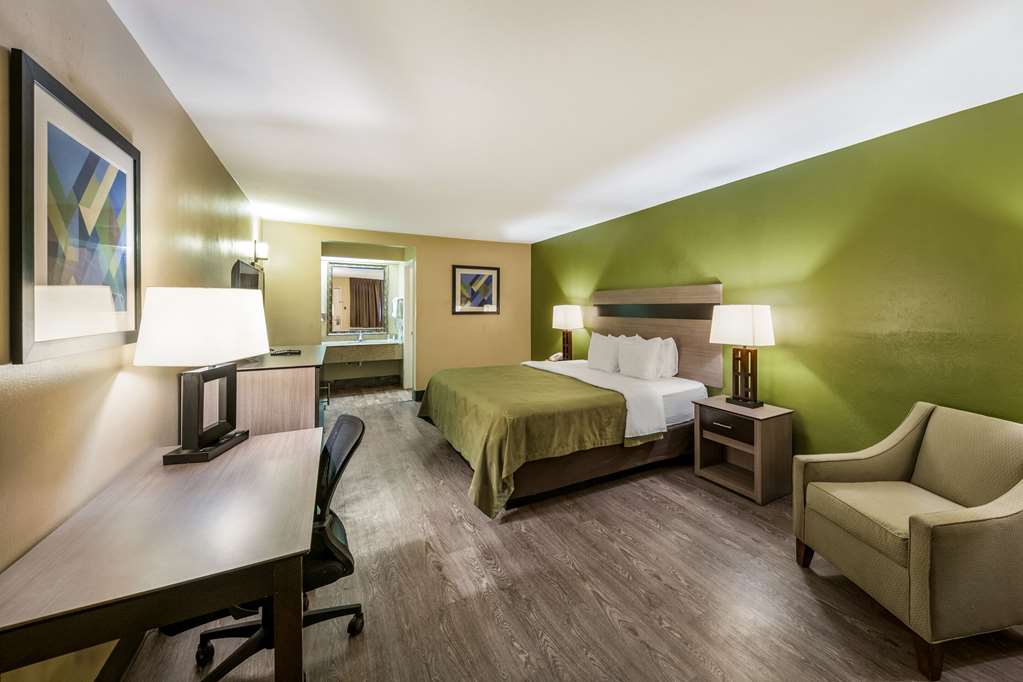 Quality Inn & Suites Garland East Dallas - photo 6