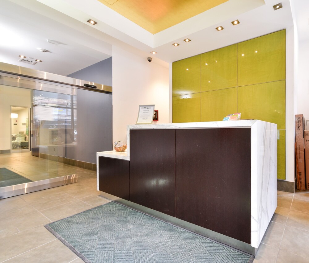 Global Luxury Suites At Boston Garden - photo 2
