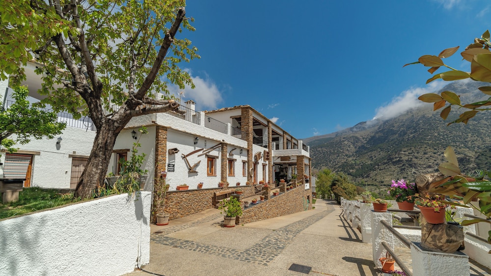 Hotel La Fragua Ii — Trevelez
