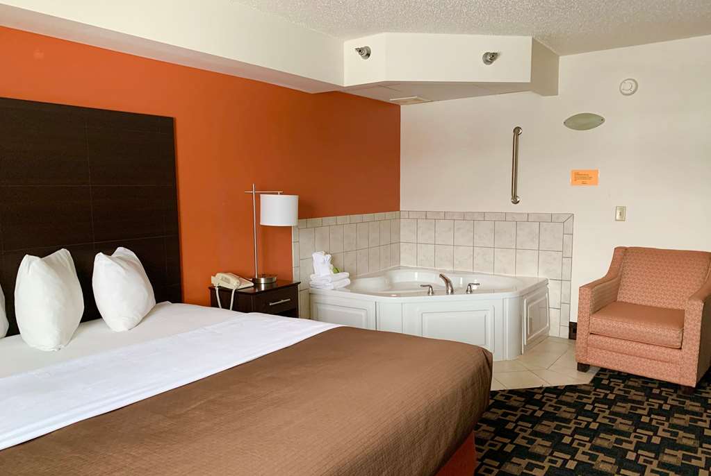 AmericInn by Wyndham Wausau - photo 18