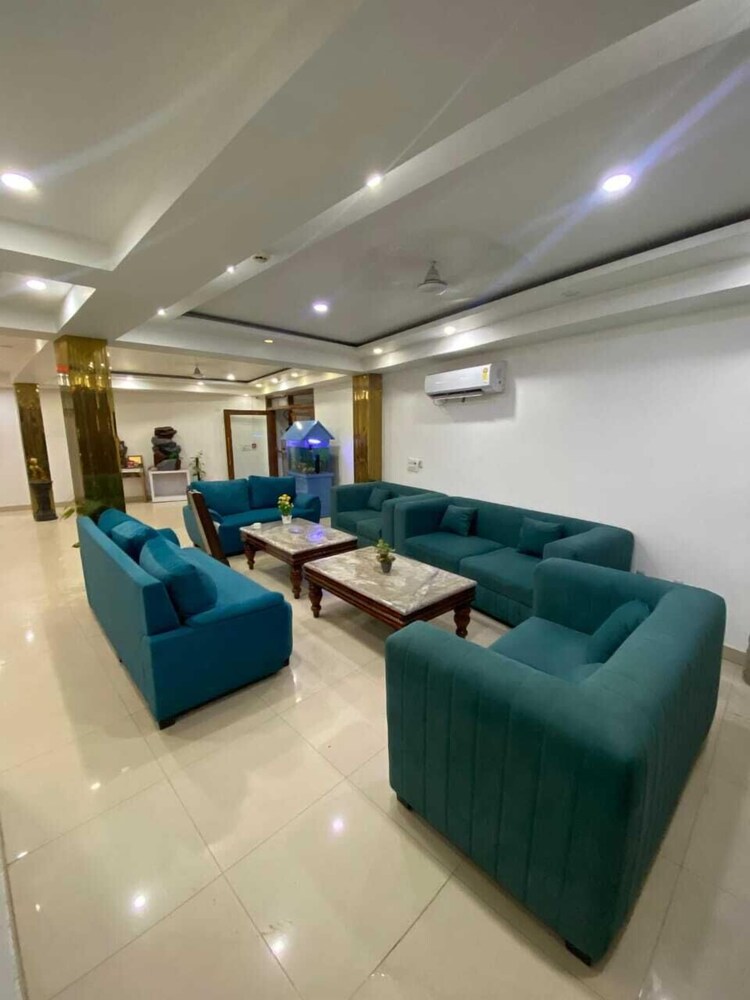Grow Modesty - carbon neutral hotel in New Delhi