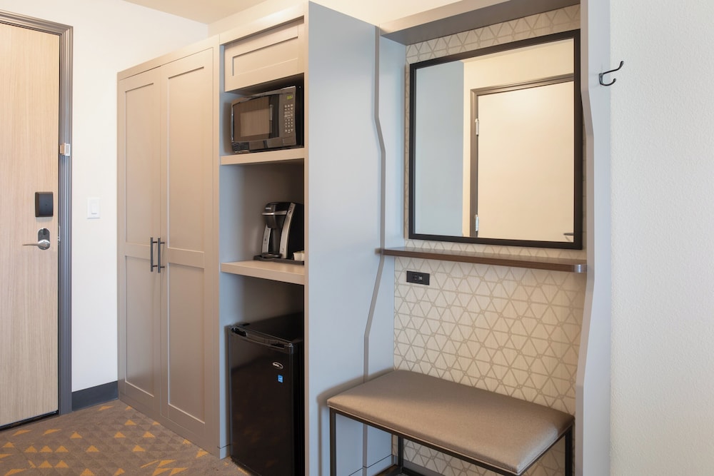 Holiday Inn Glendale Stadium & Ent Dist by IHG - photo 21
