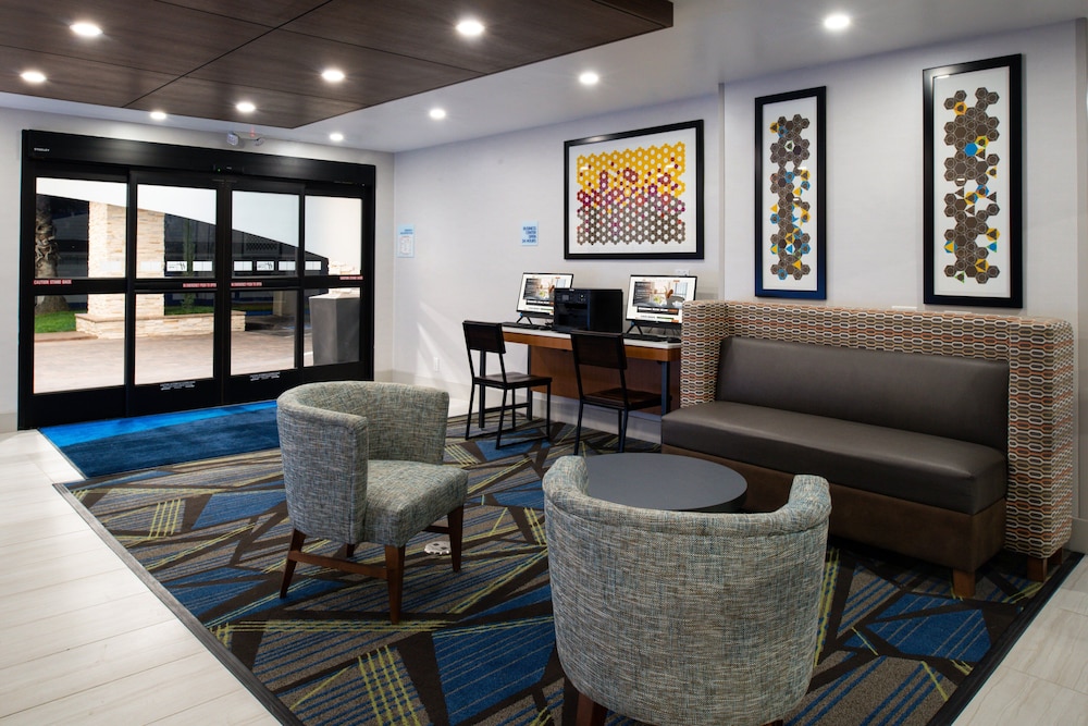 Holiday Inn Express Santa Rosa North an IHG Hotel - photo 5