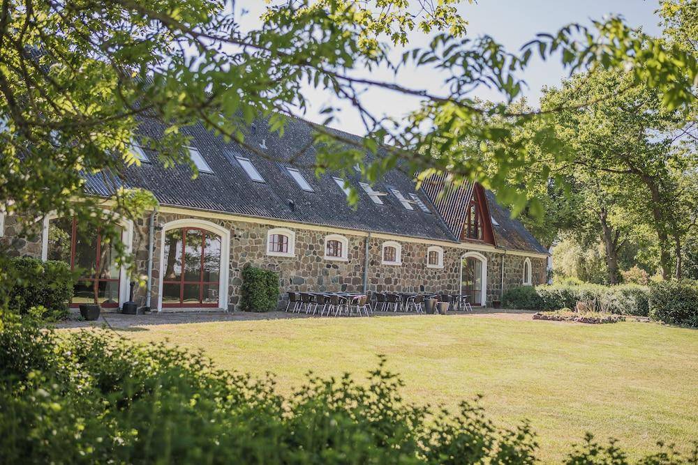 Hotel Sonnerupgaard Manor — Kirke Hvalso