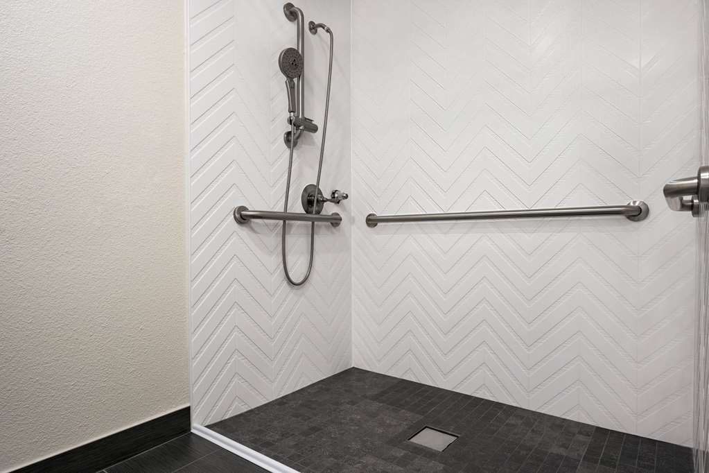Ramada by Wyndham Anaheim Convention Center - photo 42