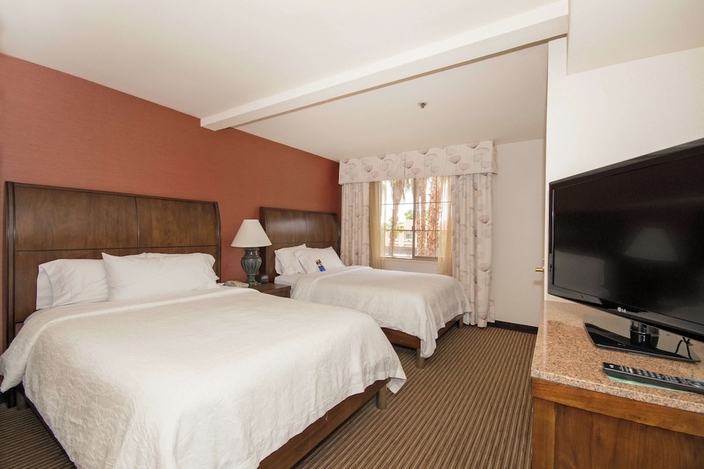 Hilton Garden Inn Palm Springs Rancho Mirage - photo 20