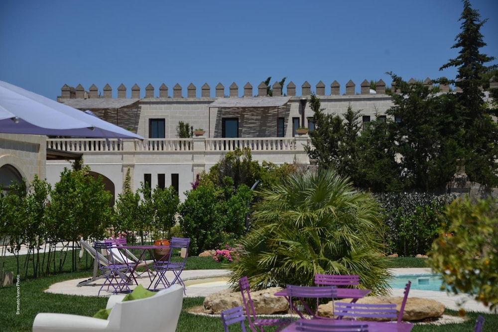 Le Scuderie Castello Monaci — 4-Star Luxury Hotel in Salice Salentino, Italy