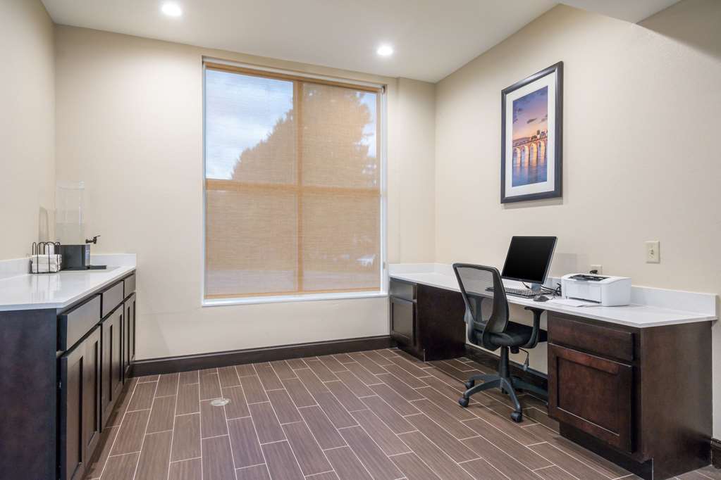 Comfort Inn & Suites Harrisburg Hershey West - photo 38