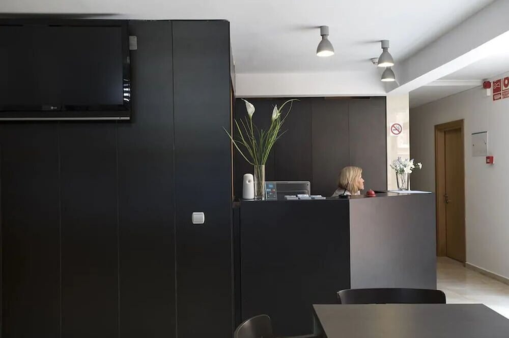 Aparthotel Bardon — Castelldefels — photo 3