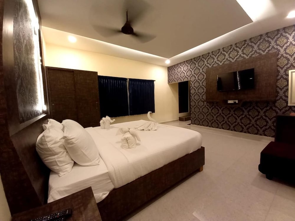 Royal Destiny Resort — Anamalais — photo 3