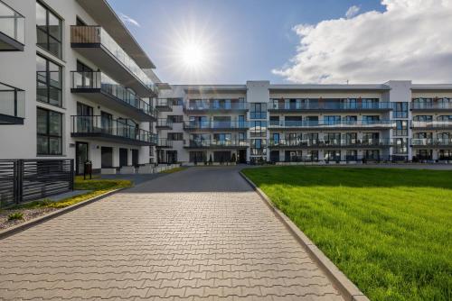 Grey Apartament Dziwnów Basen SPA Parking Taras — 4-Star Luxury Hotel in Dziwnow, Poland