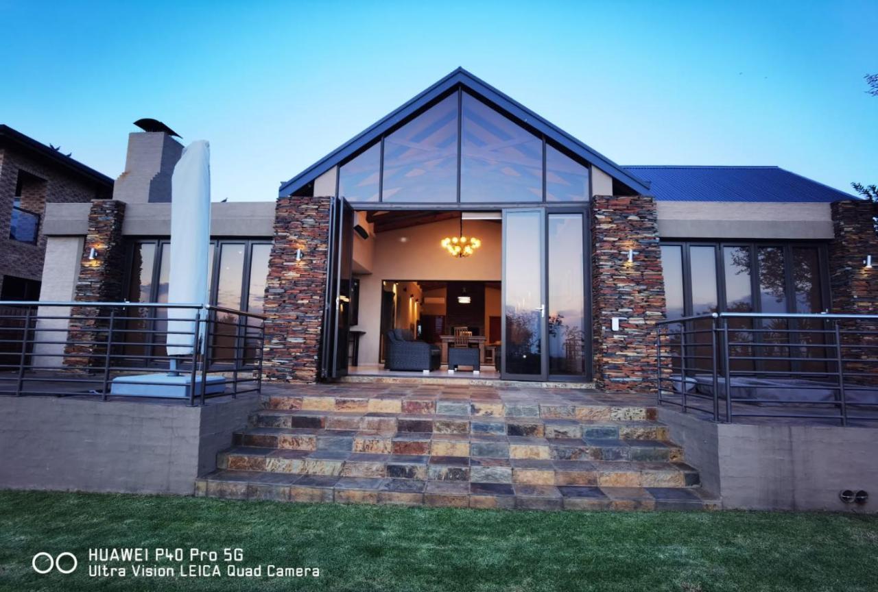 Tramonto Guesthouse — 4-Star Luxury Hotel in Parys, South Africa