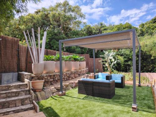 Boulouris Entre Mer Et Piscine in Saint-Raphael, France