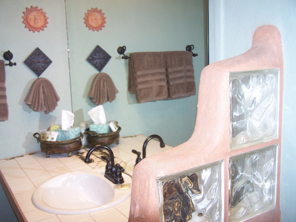 Blanco County Inn - photo 61