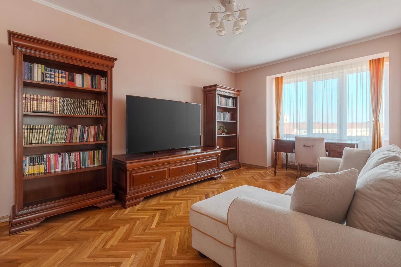 Fortress Panorama — 4-Star Luxury Hotel in Oradea, Romania