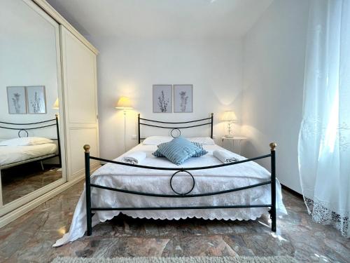 FREE PARKING Comfortable Apartment in the Historic Village of Suvereto with garden — 4-Star Luxury Hotel in Suvereto, Italy