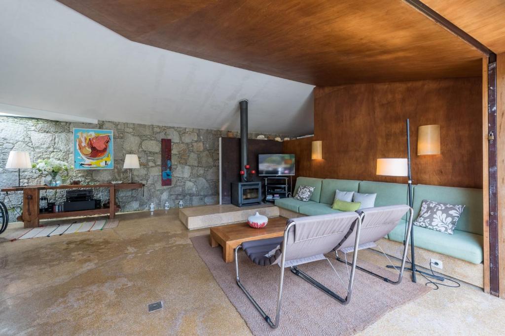 GuestReady Chapel`s Garden in Unknown City, Portugal