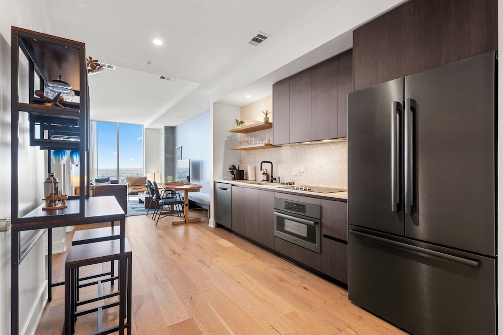 Austin Condo Hotel - photo 340