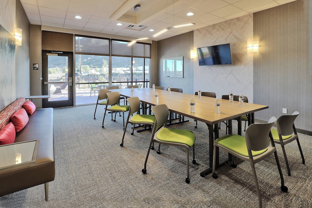 Springhill Suites by Marriott Durango - photo 24