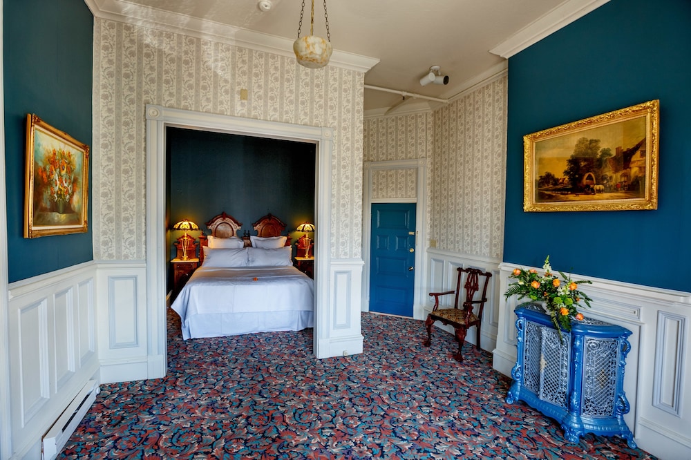 The Inn at 2nd & C - photo 5