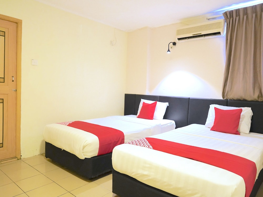 Oyo 89557 Welcome Inn — hotel near Bintulu Airport