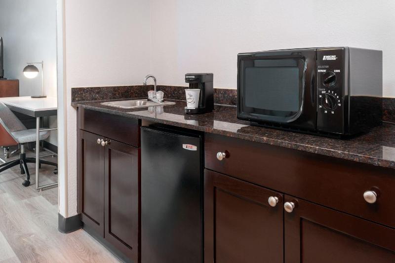 Courtyard by Marriott Sarasota at University Town Center - photo 56