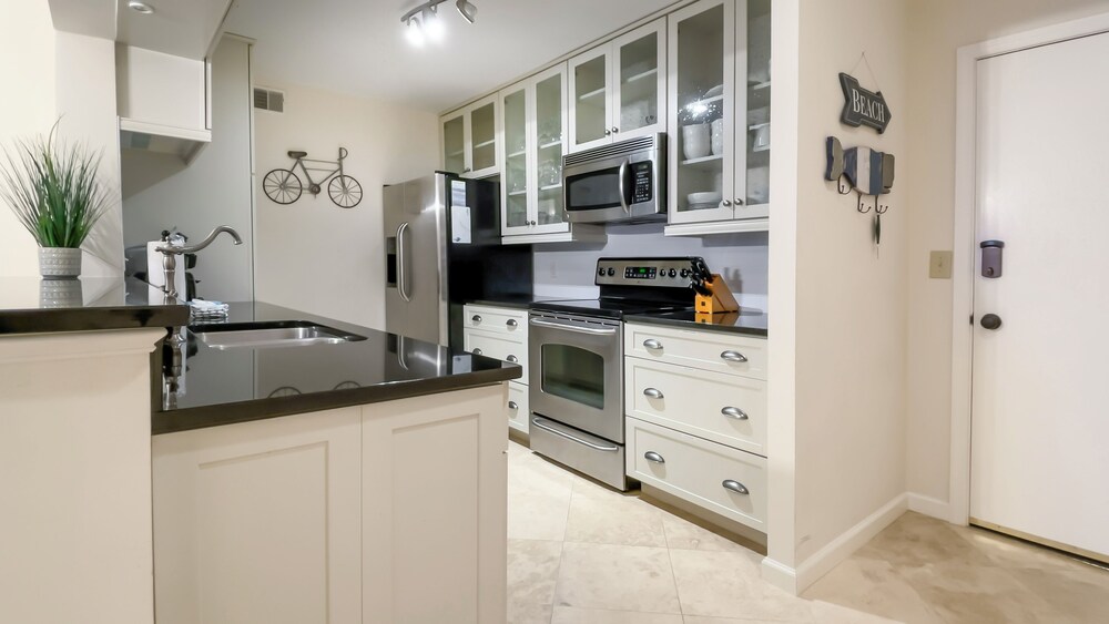 1045 Caravel Court at Sea Pines Resort Hilton Head Island - photo 4