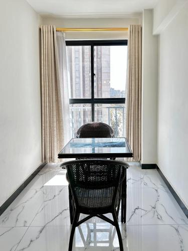 Stylish 2BR Apartment near Yaya Centre Adlife Kilimani Nairobi