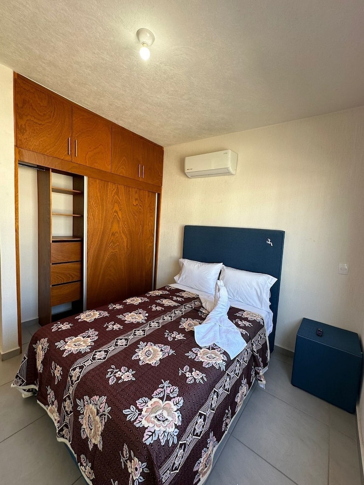 Puerto Vallarta Altavela Egina 62 — hotel in Valle De Banderas