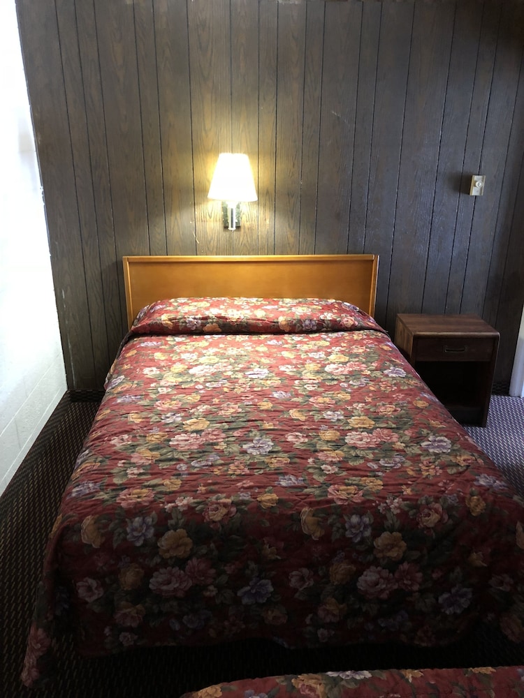 Sun 'N Snow Hotel - photo 45