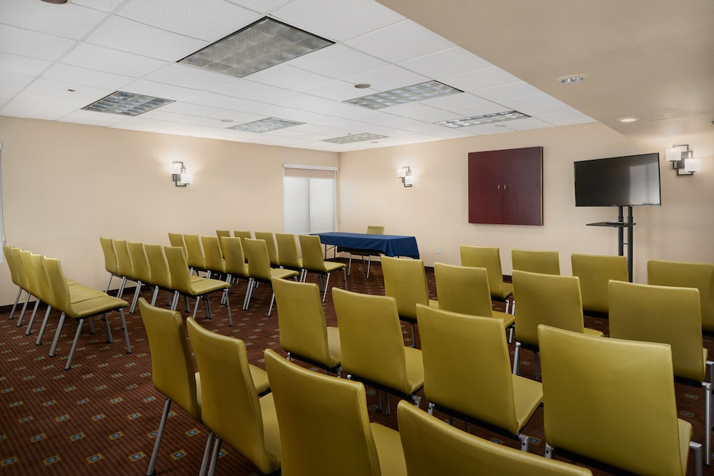Holiday Inn Express Scottsdale North by IHG - photo 36