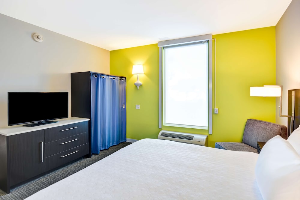 Home2 Suites by Hilton Azusa - photo 6