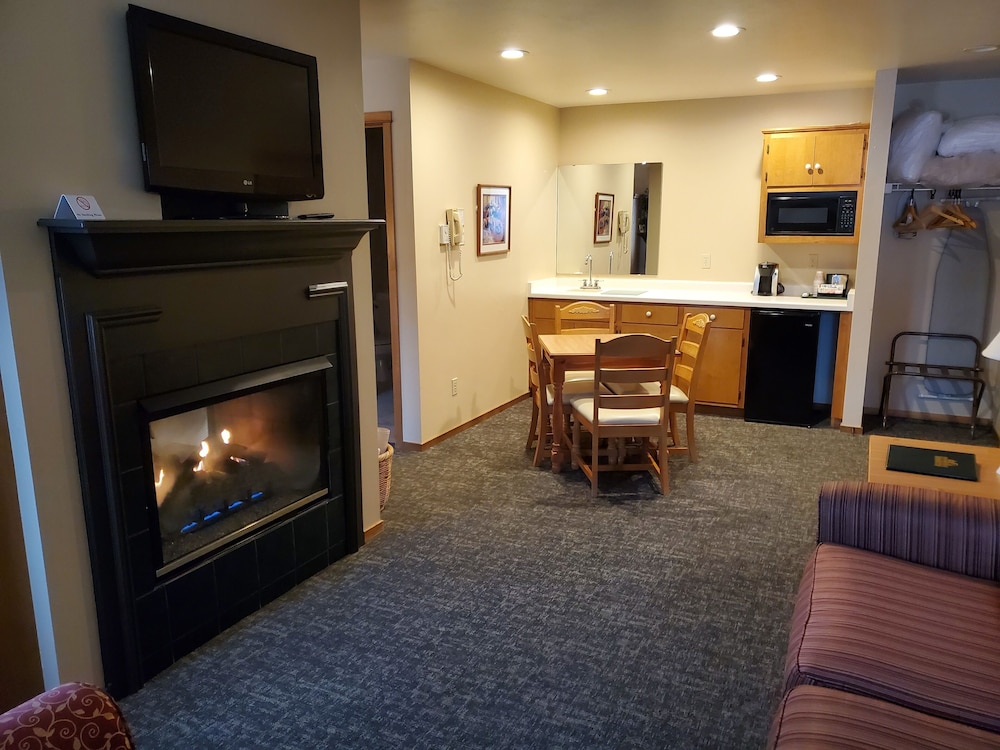 Homestead Suites Fish Creek - photo 20