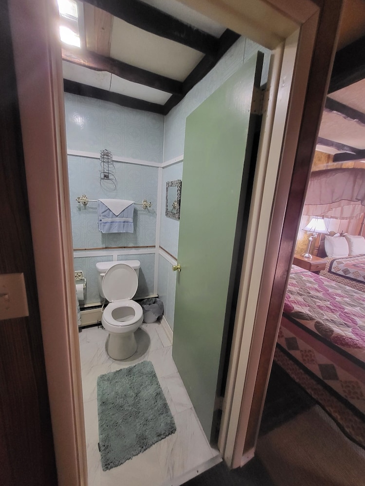 Pocono Mountains Hotel and Spa - photo 98