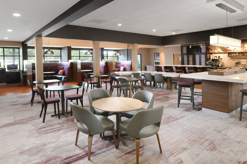 Courtyard By Marriott Dallas DFW Airport North Irving - photo 45
