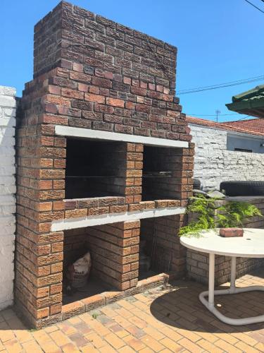 Pinelands guesthouse