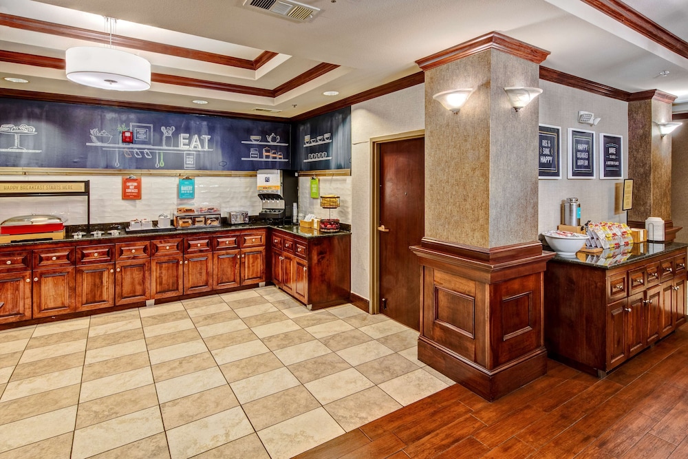 Hampton Inn Van Buren - photo 21