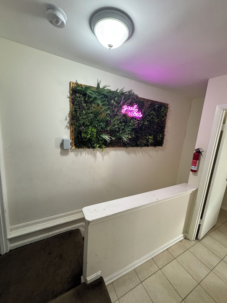 Downtown Loft Close to Topgolf Horseshoe Casino UM Baltimore - photo 28