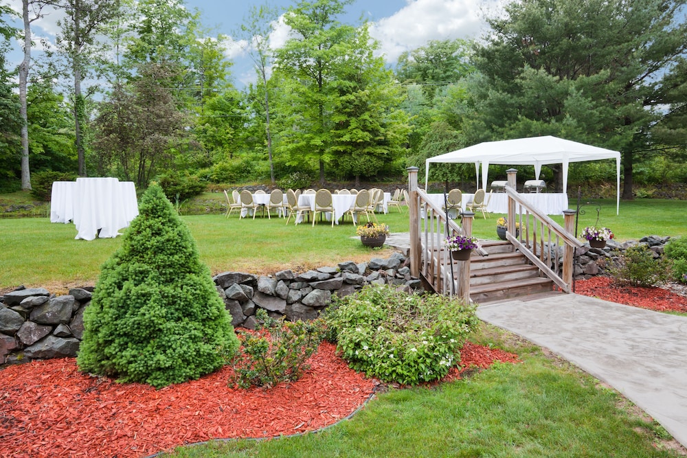 Holiday Inn Marquette by IHG - photo 28