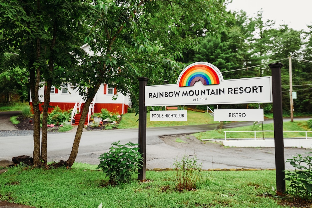 Rainbow Mountain Resort - photo 40
