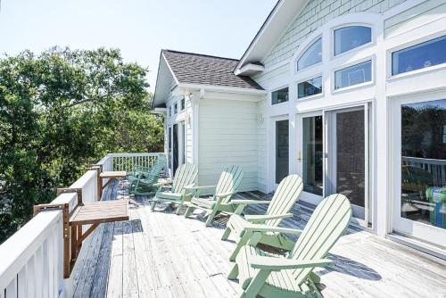 Beachfront Bliss by Oak Island Accommodations - photo 8