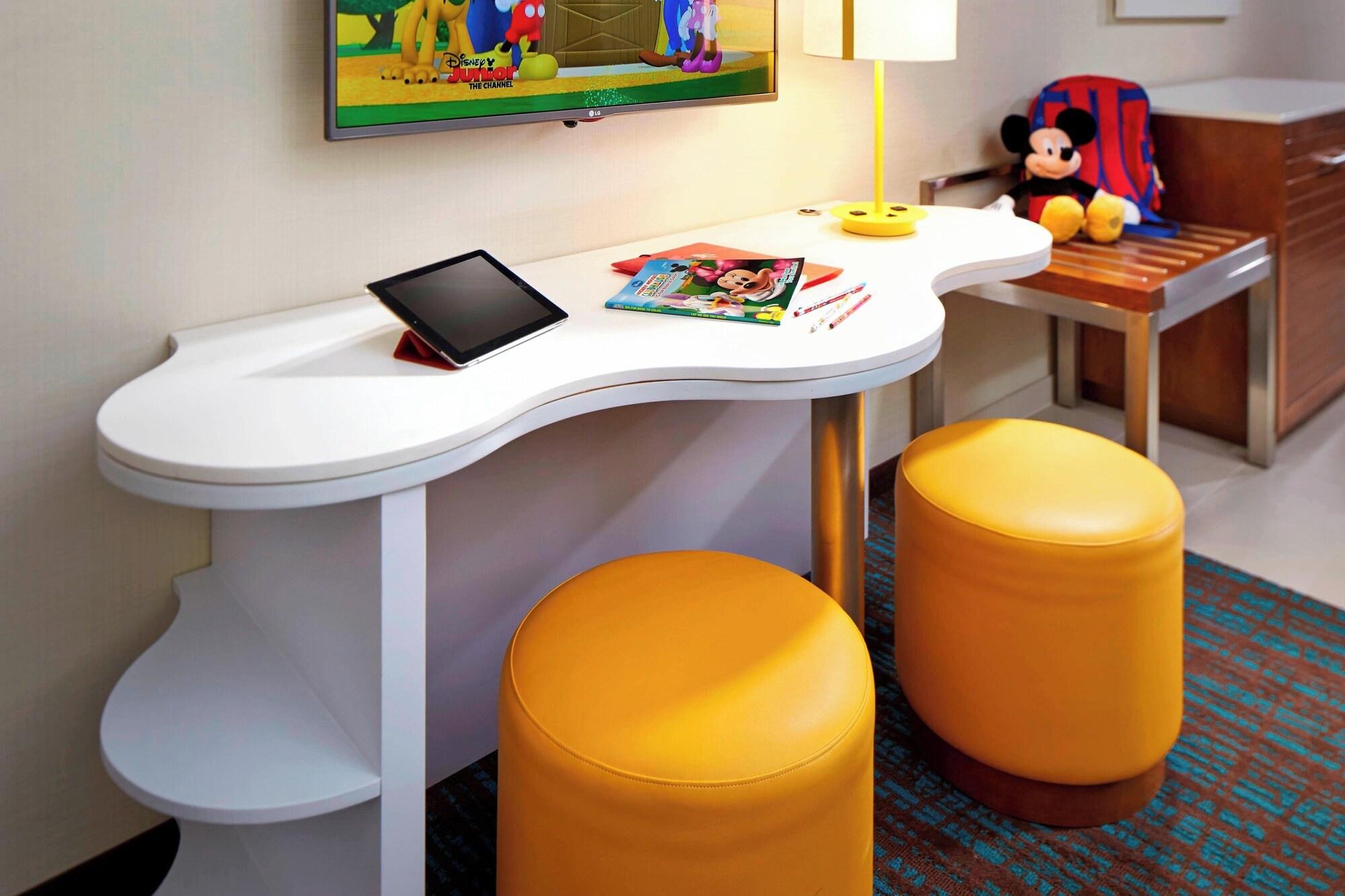 SpringHill Suites by Marriott at Anaheim Resort Conv. Cntr - photo 20