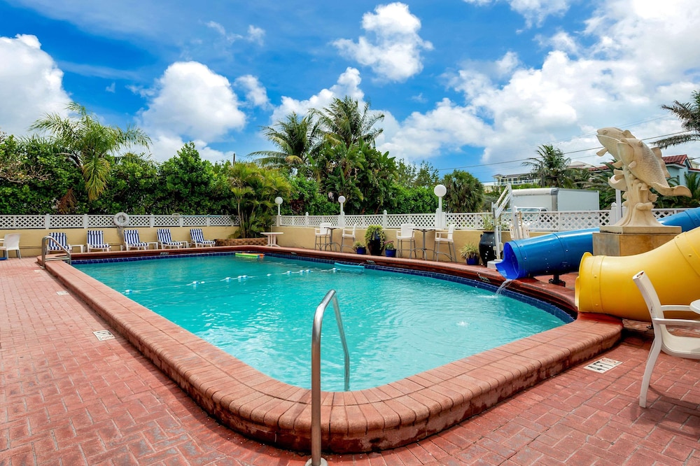 Comfort Inn Oceanside Deerfield Beach - photo 40